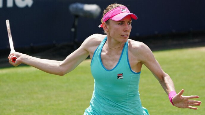 Александрова без борьбы прошла в полуфинал турнира в Берлине после травмы Кудерметовой