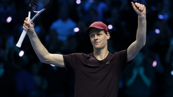 Синнер обыграл де Минора и вышел в финал Итогового турнира ATP