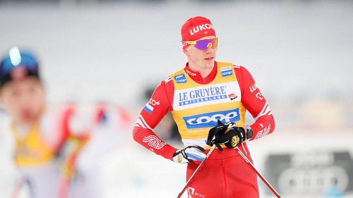 Тренер сборной Финляндии рассказал о состоянии лыжника, в которого врезался Большунов