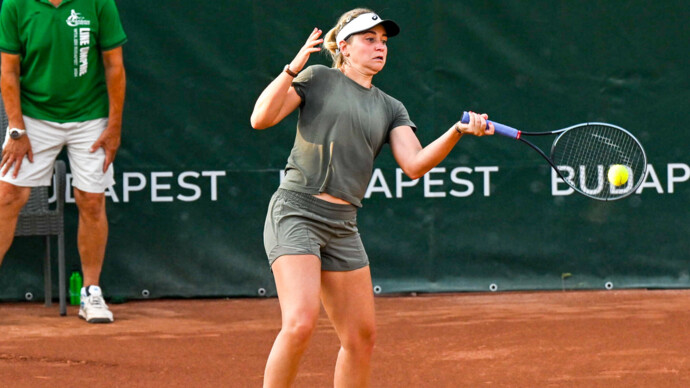 Хромачева на турнире WTA в Румынии выиграла третий титул в парном разряде за сезон