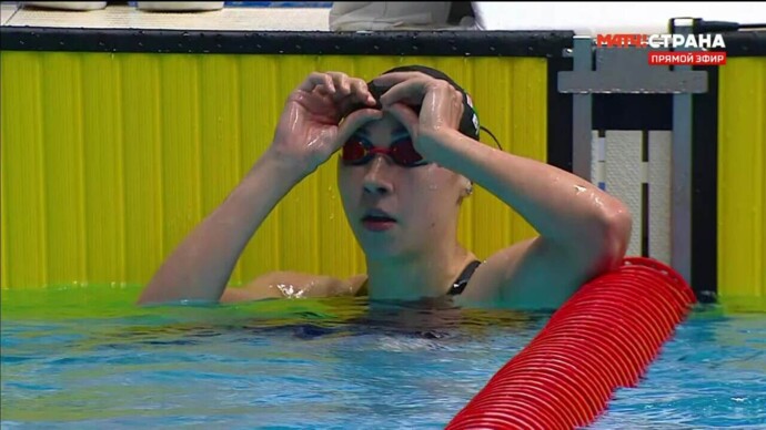 Анастасия Кулешова одержала победу на дистанции 100 м баттерфляем (видео). Игры БРИКС. Плавание (видео)