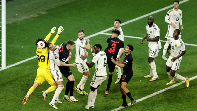 «Байер» — «Рома» — 1:2. Хозяева отыграли один мяч в ответном полуфинале Лиги Европы. Видео
