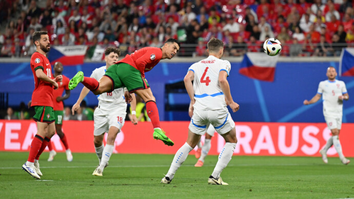 Сборные Португалии и Чехии не забили мячей в первом тайме матча ЕВРО‑2024