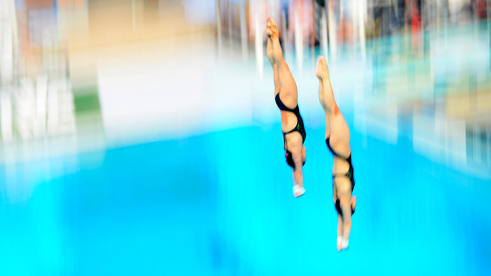 Чемпионат Европы по водным видам спорта. Синхронные прыжки. Женщины. Трамплин 3 м. Финал (видео)