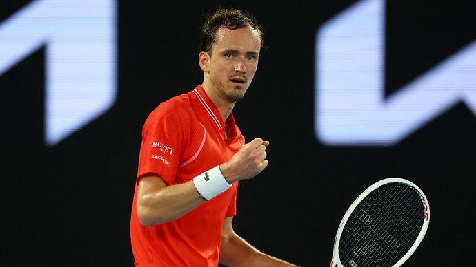 «Можно было, конечно, и сетик упустить, но тем убедительнее победа» — Янчук о старте Медведева на Australian Open