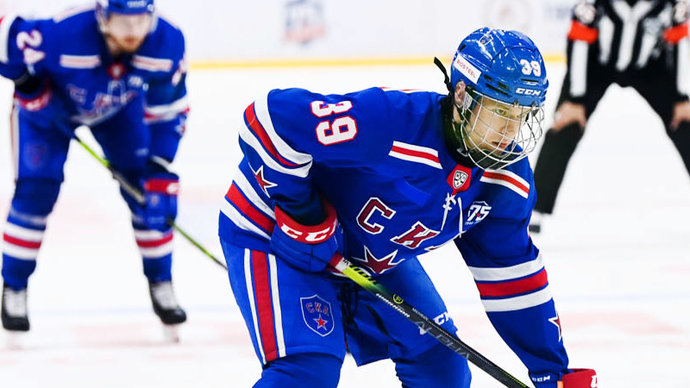 Сборная России заиграет на Кубке Карьяла 16-летнего хоккеиста