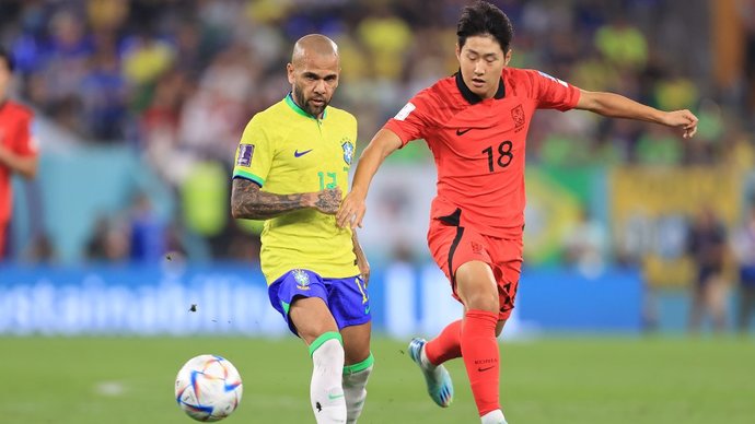 Бразилия — Южная Корея — 4:0. Ли Кан-Ин вышел на замену в матче ЧМ-2022