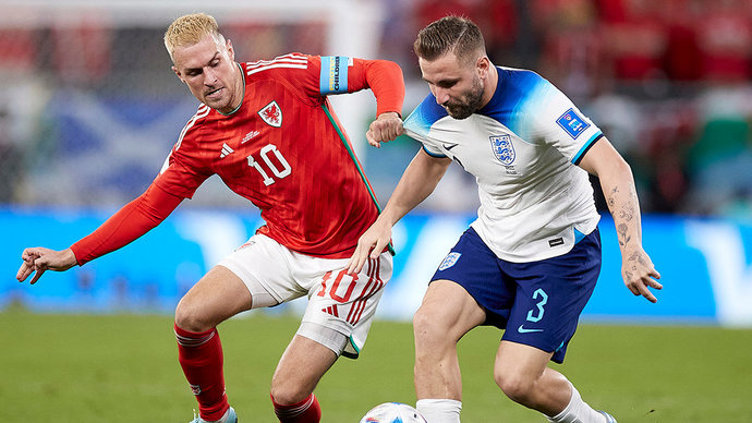 Уэльс — Англия — 0:2: Рэмси получил желтую карточку за фол на Хендерсоне в матче ЧМ-2022