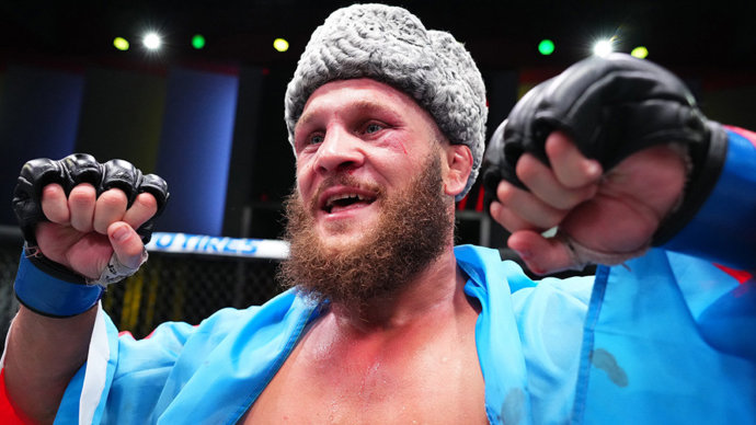 «Гэтжи тяжело нокаутировать, но думаю, что бой заберет Физиев» — боец UFC Алексеева