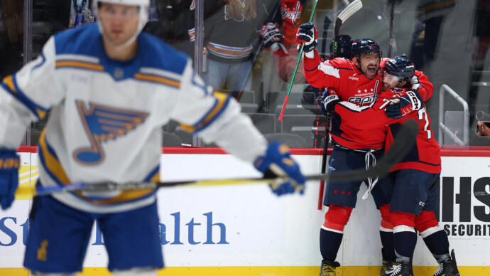 «Это было странно». Дюхайм — о «краже» Биннингтоном рекордной шайбы Овечкина