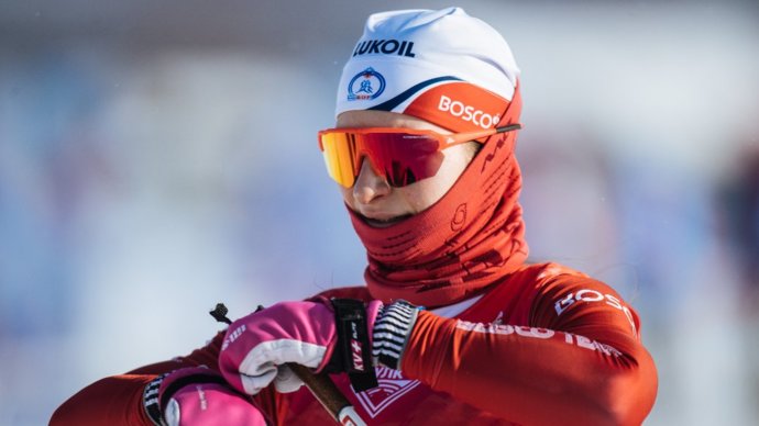 Наталья Непряева победила в скиатлоне на «Чемпионских высотах», Степанова — 11-я, Ступак — 14-я