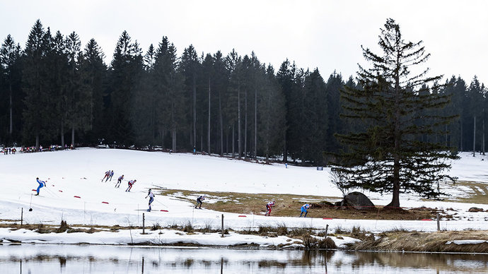 Европа готовится к массовым отменам лыжных гонок. Искусственный снег больше не по карману