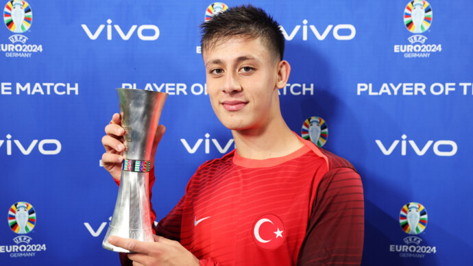 Корнеев отметил заслугу Анчелотти в подготовке полузащитника сборной Турции Арда Гюлера