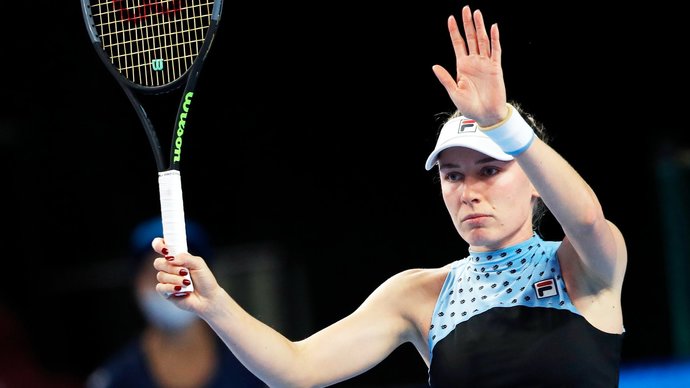 Спокойствие российской теннисистки Александровой может вывести из себя соперника, считает призер ОИ Петрова