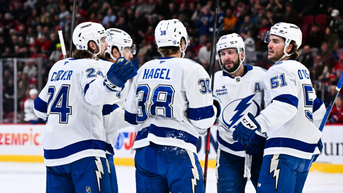 Тампа победила Монреаль в матче НХЛ, Кучеров набрал два очка