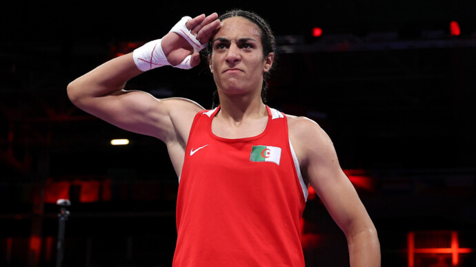 Иман Хелиф вышла в полуфинал женского боксерского турнира ОИ‑2024, гарантировав себе бронзу турнира