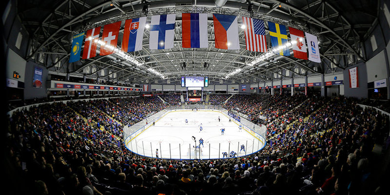 Страшный удар по российскому хоккею. Но чемпионат мира в Санкт-Петербурге еще можно спасти