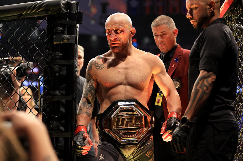 «Русские всегда доминируют». Запад признал величие бойца UFC Махачева