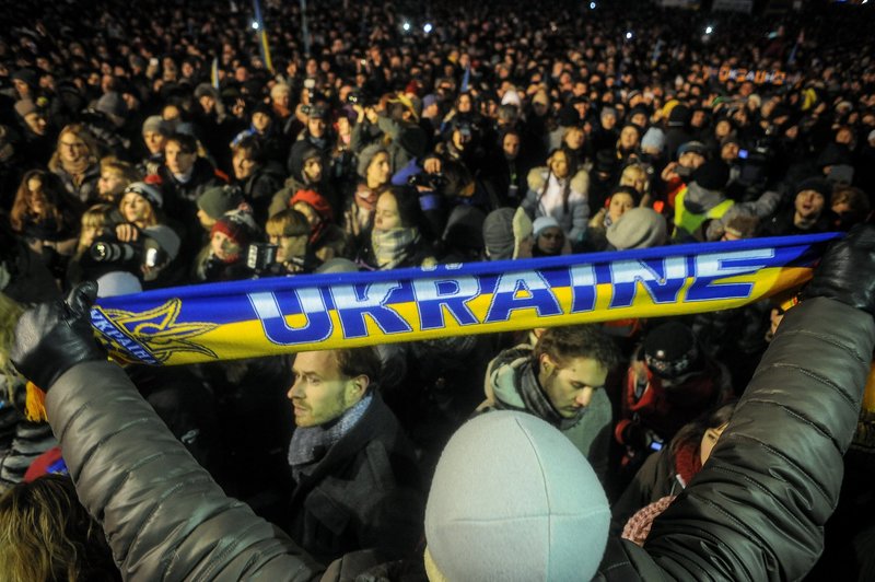 Годовщину «евромайдана» в Киеве отметили протестом против перемирия в Донбассе