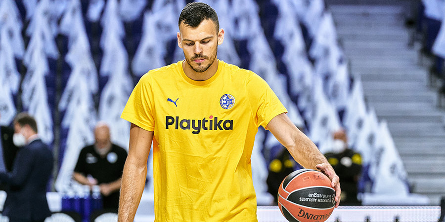 Баскетболист «Маккаби» Жижич получил травму головы во время матча и был госпитализирован