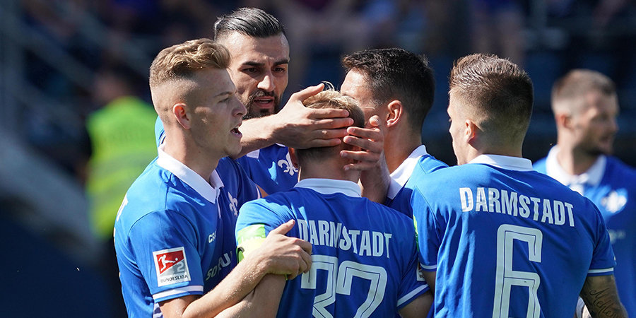 Дармштадт кельн. Дармштадт ФК. FC Darmstadt 98. Дармштадт команда Германия. «Вассертурм» в Дармштадт.