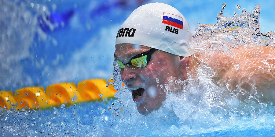 Пловец Щеголев рассказал, что хотел выиграть третью золотую медаль для России после побед Климента Колесникова