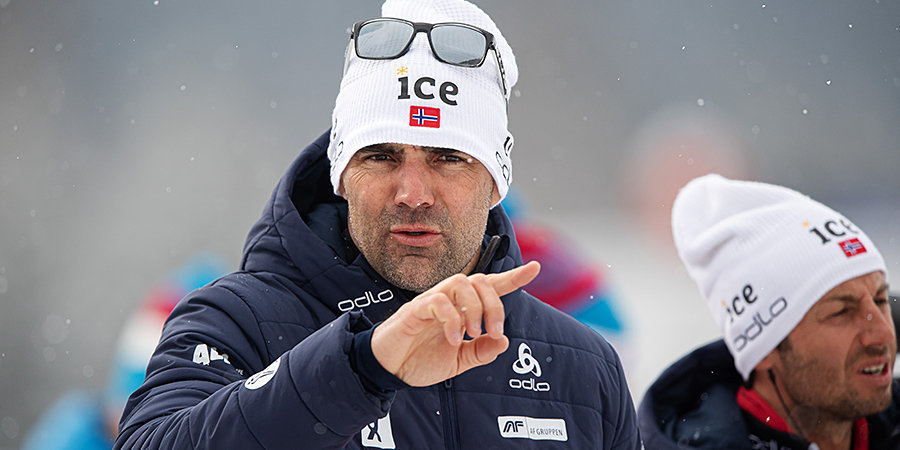 Тренер норвежских биатлонистов Мазе заявил, что готов подумать над предложением из России
