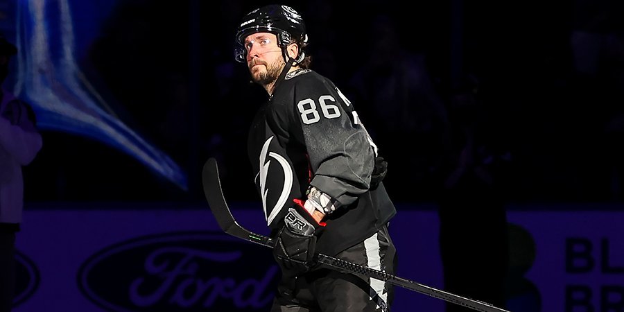 Никита Кучеров признан третьей звездой игровой недели НХЛ