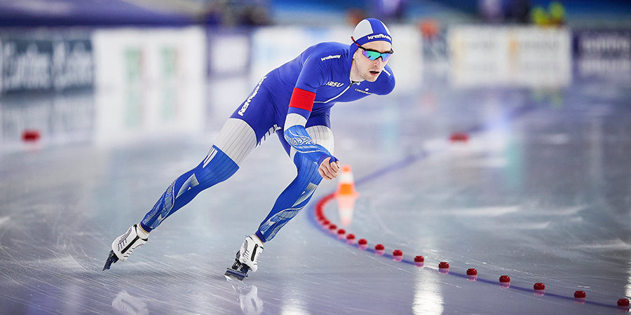 Конькобежец Трофимов победил на дистанции 5000 метров на предолимпийских соревнованиях в Коломне