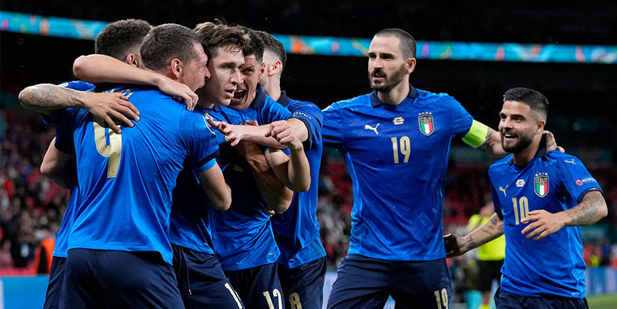 Сборная Италии обыграла Австрию и вышла в четвертьфинал Евро
