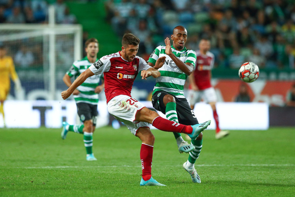 Abel ruiz. Спортинг брага. Спортинг брага. Брага португалия футбольный клуб. Стадион спортинга брага.