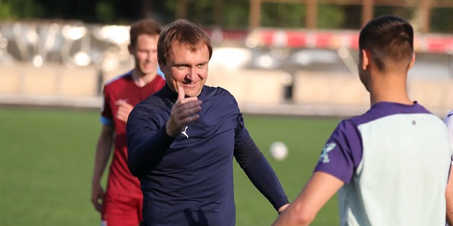 Куликов покидает пост главного тренера «Велеса»