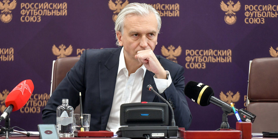 Дюков рассказал, при каких обстоятельствах РФС может выйти из состава ФИФА