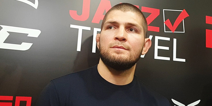Нурмагомедов поздравил Оливейру с защитой пояса UFC