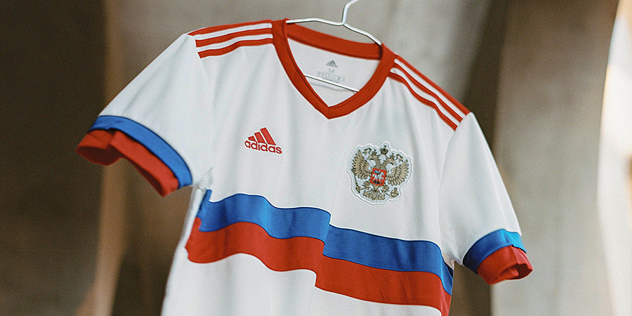 РФС и adidas представили гостевую форму сборной России к Евро-2020 в формате шоу в TikTok и на «Матч ТВ»