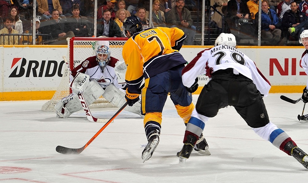 Нэшвилл колорадо. Nashville Predators @ Colorado Avalanche. Varlamov форма спина. Нэшвилл Колорадо смотреть онлайн.