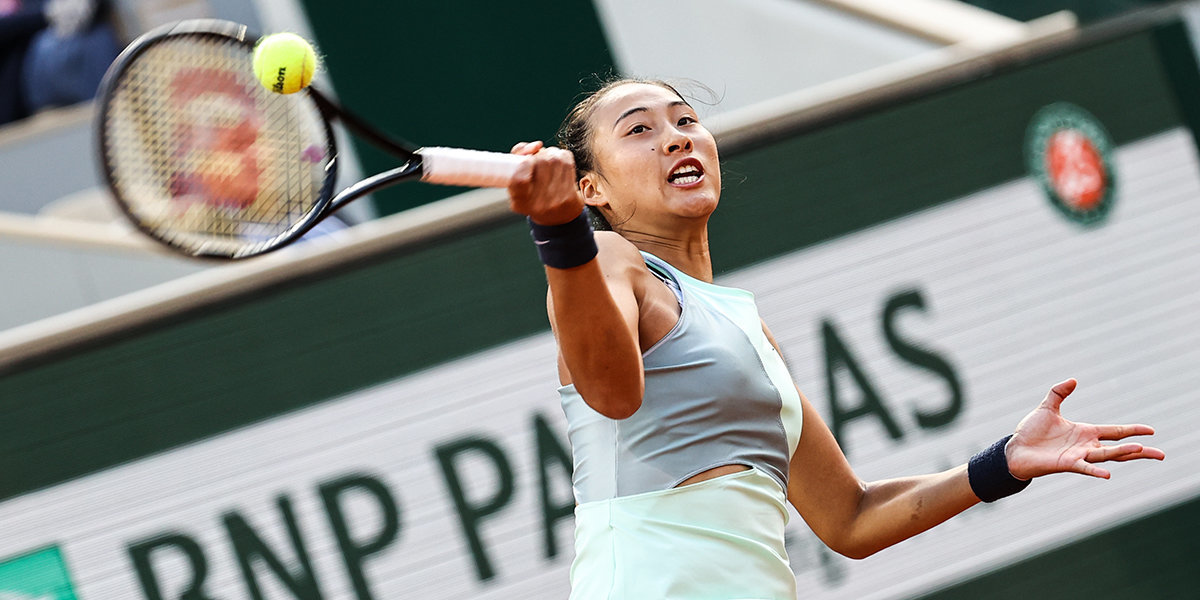 Китайская теннисистка заявила, что проиграла Швентек из-за менструальных спазмов