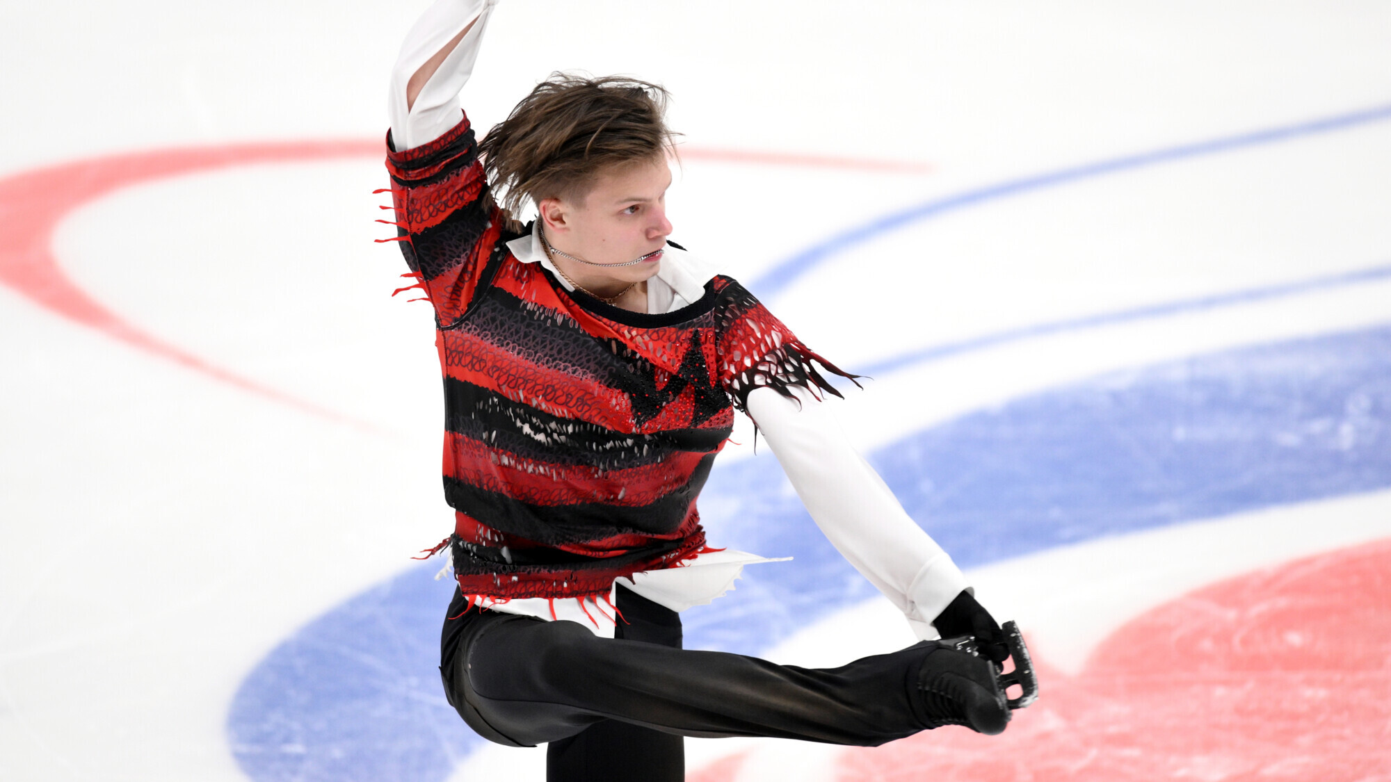 Семененко выиграл короткую программу на этапе Гран‑при России в Москве