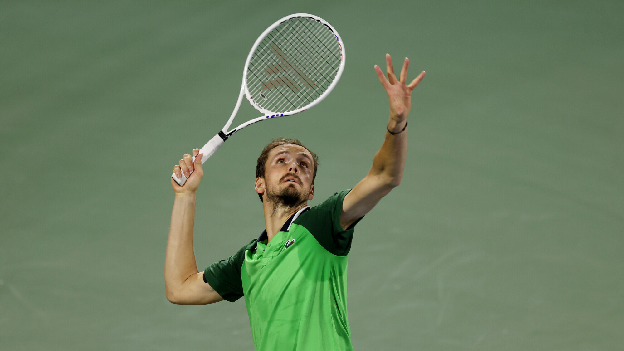 Даниил Медведев проиграл в полуфинале теннисного турнира в Дубае