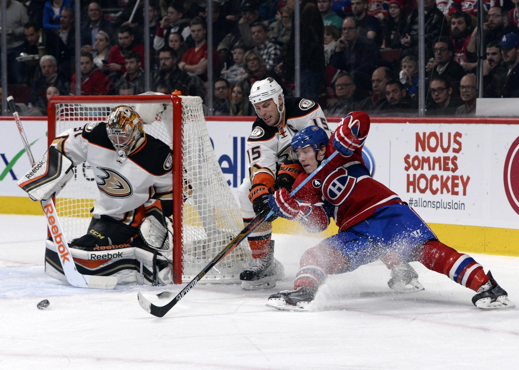 Матчи нхл. Хоккей матч Монреаль. Матч NHL. Чемпионат НХЛ.