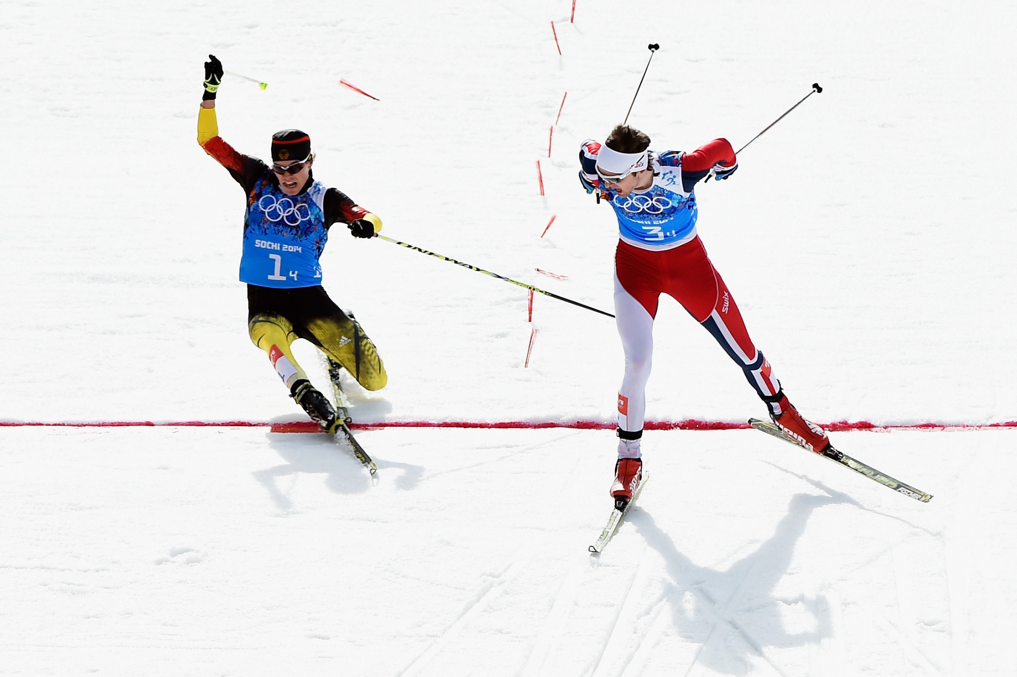 Ои лыжные. Лыжное двоеборье Олимпийские игры. Лыжное двоеборье Сочи 2014. Зимнее двоеборье. Двоеборье в лыжах.