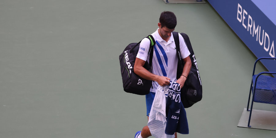 Джокович провел тренировку на корте Australian Open — СМИ