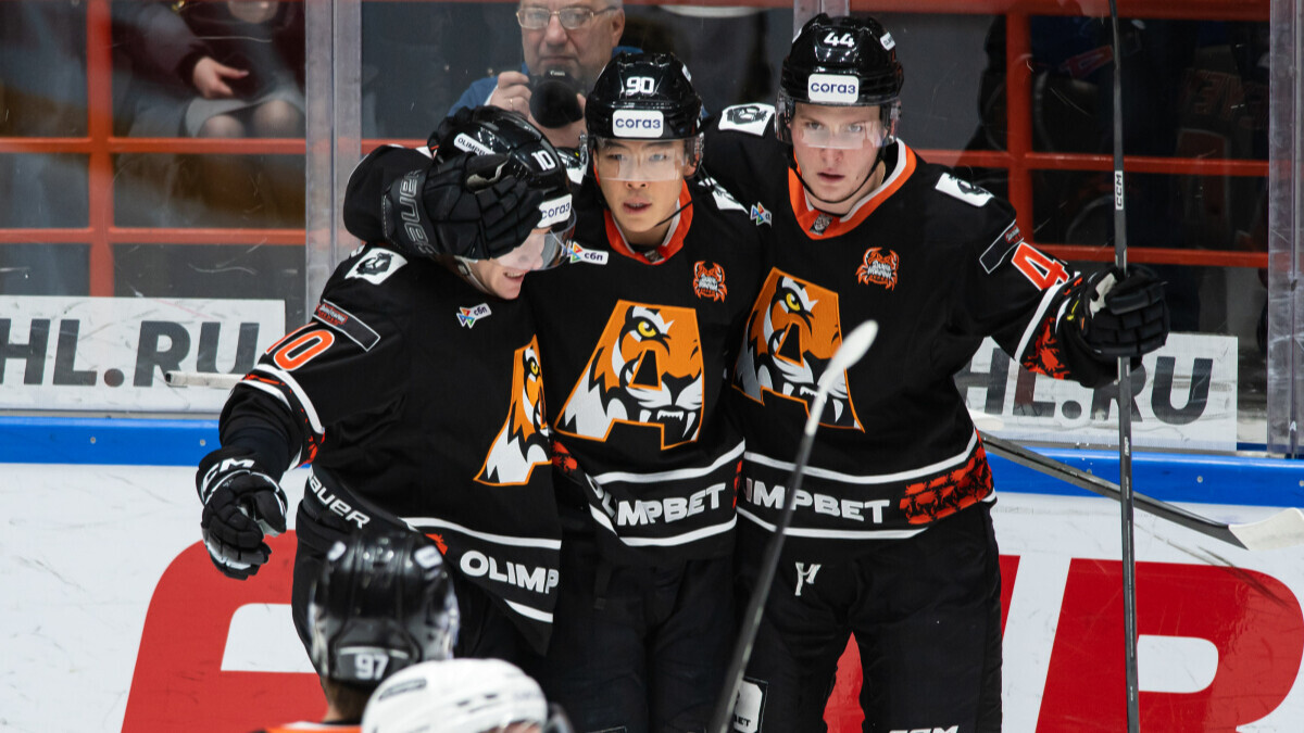 «Адмирал» проиграл «Амуру» и потерпел пятое поражение подряд в КХЛ «Адмирал» проиграл «Амуру» и потерпел пятое поражение подряд в КХЛ