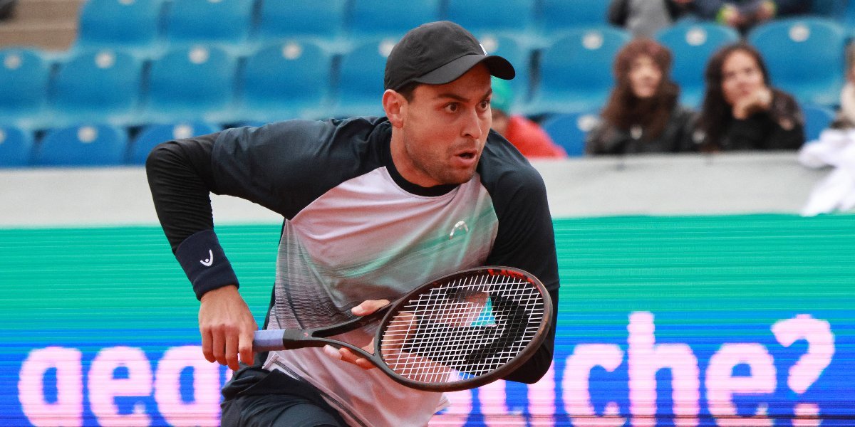 Карацев впервые с января выиграл матч в основной сетке теннисного турнира