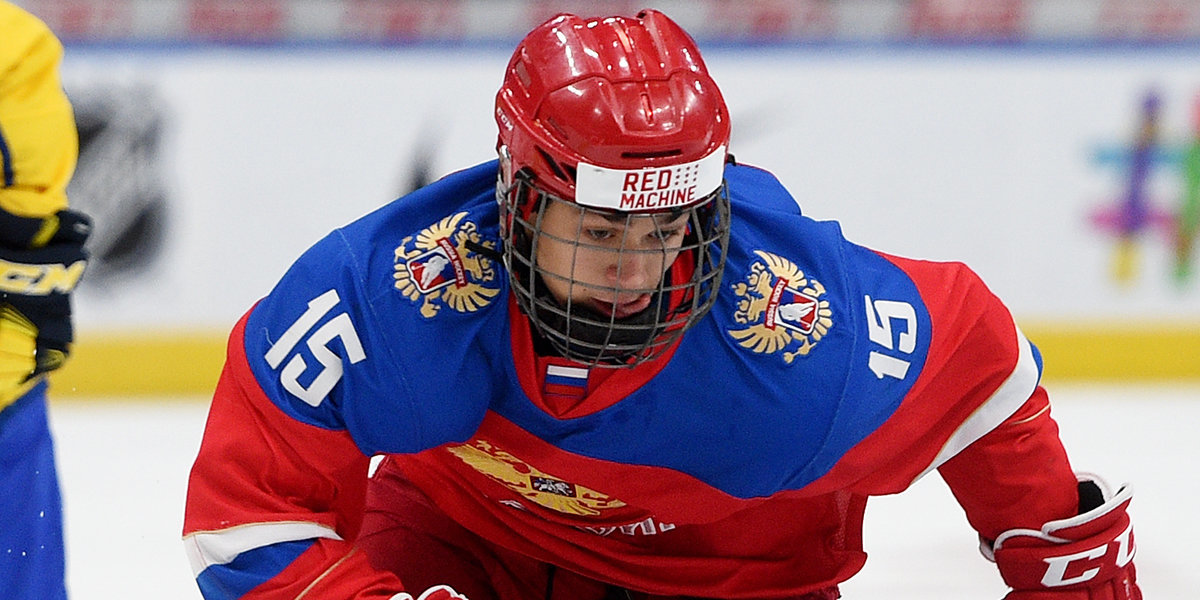 Дерзкий русский устроил фурор на предсезонке НХЛ. Кто он вообще такой?