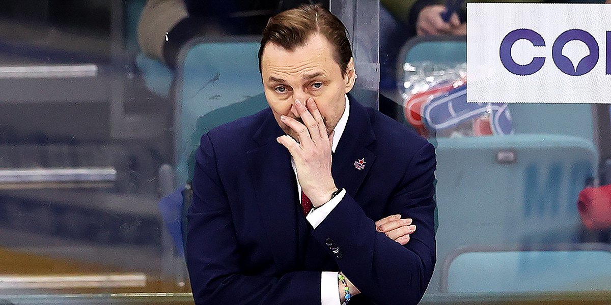 Американцы ждут в НХЛ лучшего тренера России. Переходу помешают старые счеты с клубом?