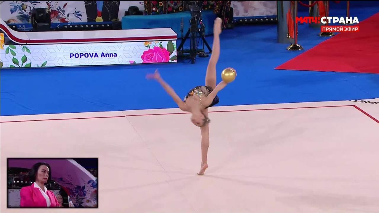 Анна Попова выигрывает соревнования с мячом (видео). Гран-при. Художественная  гимнастика