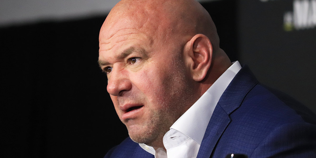 Россиянин шокировал главу UFC. Ворвался в клетку во время поединка и выгнал бойцов