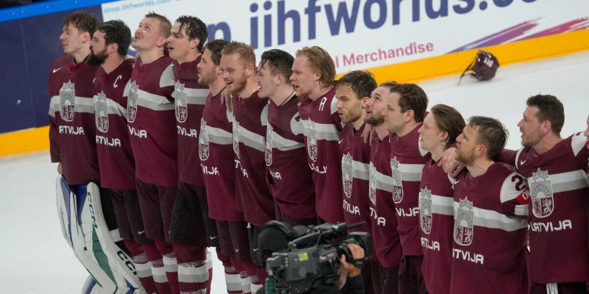 Сборная Латвии сенсационно обыграла шведов в четвертьфинале ЧМ-2023 по хоккею, команда Канады победила финнов