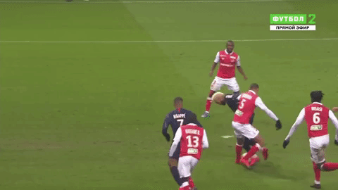 «Аякс» и «ПСЖ» вынесли своих соперников с общим счетом 10:0. У Неймара — голевая, Мбаппе запомнился симуляцией и забил рукой (видео)